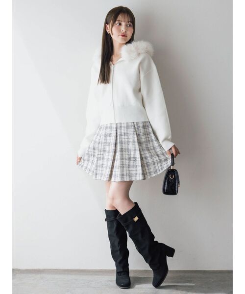 dazzlin（ダズリン）の「ビットマークフレアミニスカート（スカート・レディース・ブラック/アイボリー/レッド・SMALL/MEDIUM）」の9枚目の写真