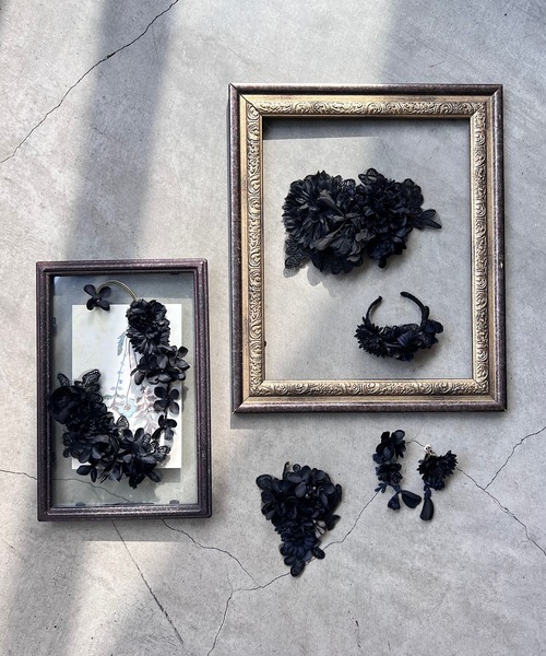 m.soeur（エムスール）の「黒いお花のバングル（バングル/リストバンド・レディース・ブラック・FREE）」の5枚目の写真