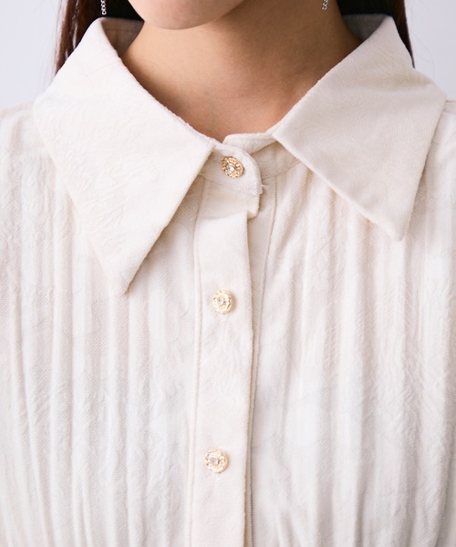 MONOe(モノエ)の「チャイナ柄プリーツマットシャツ(シャツ/ブラウス・レディース・ホワイト/ブラック/カーキ・FREE)」の12枚目の写真