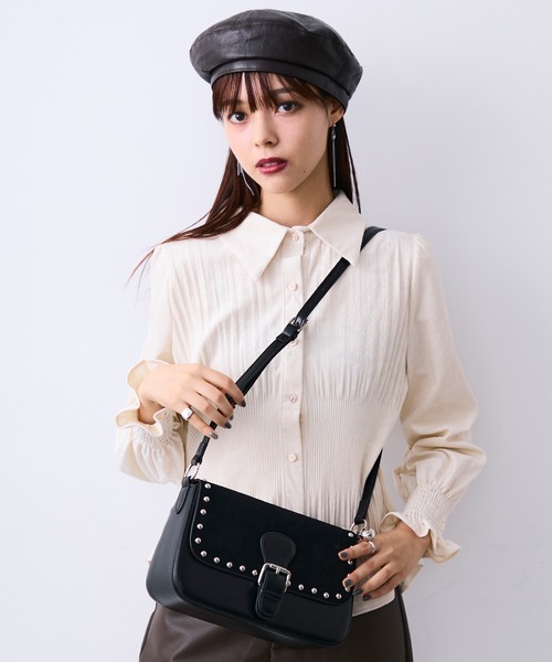 MONOe(モノエ)の「チャイナ柄プリーツマットシャツ(シャツ/ブラウス・レディース・ホワイト/ブラック/カーキ・FREE)」の9枚目の写真