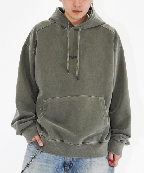 CRIGUN(クリガン)の「ピグメントSmallLogoフードパーカーKHAKI(パーカー・レディース・カーキ・MEDIUM/LARGE/X-LARGE/XX-LARGE)」の1枚目の写真