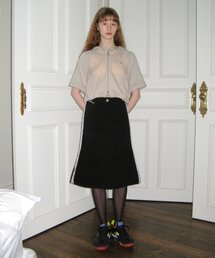 SIDE FRILL MIDI SKIRT (BLACK)