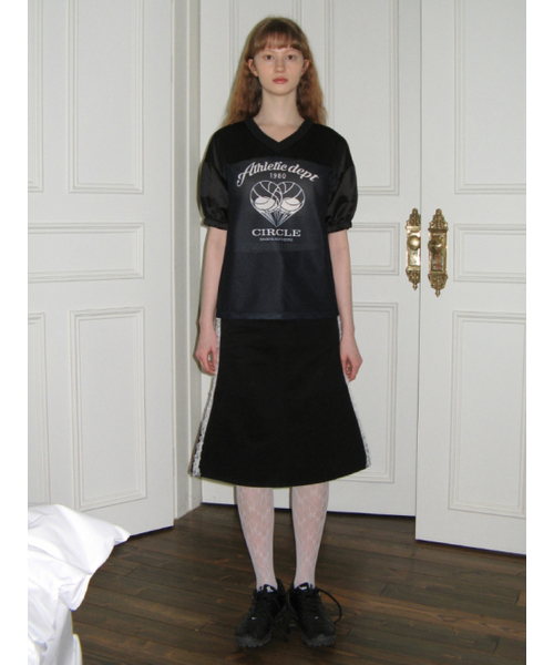 SINOON(シヌーン)の「SIDE FRILL MIDI SKIRT (BLACK)(スカート・レディース・ブラック・SMALL/MEDIUM)」の4枚目の写真