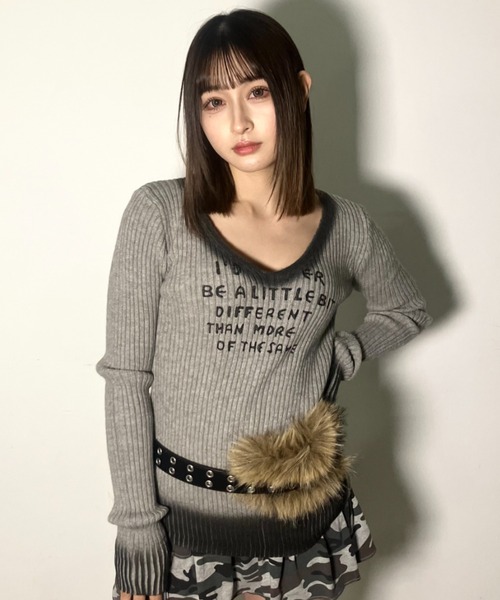 .KOM(ドットコム)の「A'GEM/9 × .kom 『.kom/ドットケーオーエム』【Y2K】 グラデーションリブニットトップス(ニット/セーター・レディース・ブラック/グレー・FREE)」の5枚目の写真