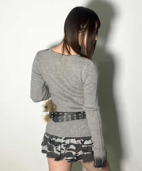 .KOM(ドットコム)の「A'GEM/9 × .kom 『.kom/ドットケーオーエム』【Y2K】 グラデーションリブニットトップス(ニット/セーター・レディース・ブラック/グレー・FREE)」の6枚目の写真