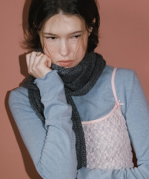 ROCKFISH WEATHERWEAR（ロックフィッシュウェザーウェア）の「DIAMOND CABLE SCARF（マフラー・レディース・グレー/アイボリー/オリーブ/ラベンダー・FREE）」の14枚目の写真