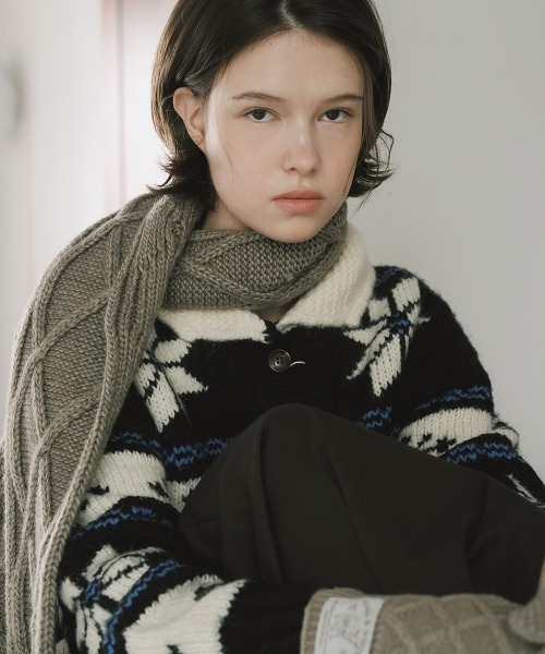 ROCKFISH WEATHERWEAR（ロックフィッシュウェザーウェア）の「DIAMOND CABLE SCARF（マフラー・レディース・グレー/アイボリー/オリーブ/ラベンダー・FREE）」の19枚目の写真