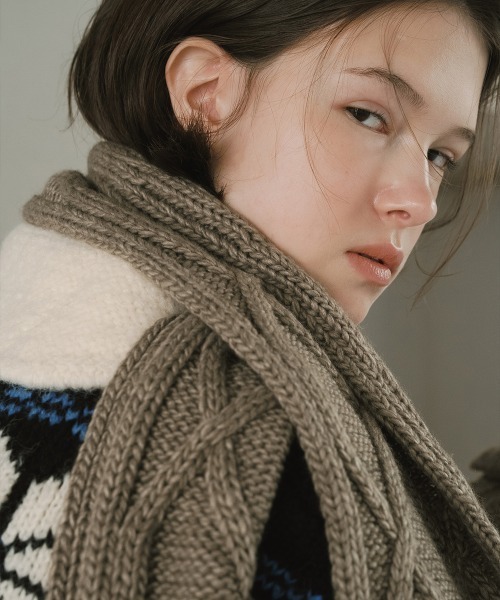 ROCKFISH WEATHERWEAR（ロックフィッシュウェザーウェア）の「DIAMOND CABLE SCARF（マフラー・レディース・グレー/アイボリー/オリーブ/ラベンダー・FREE）」の22枚目の写真