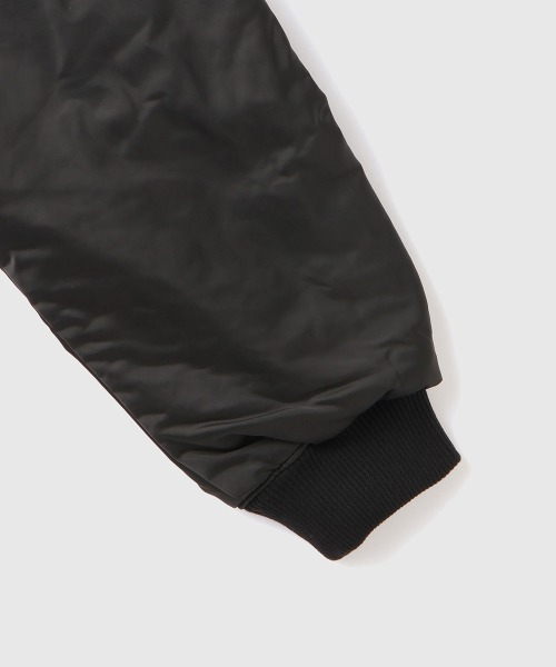 VICKY（ビッキー）の「ボア切替ノーカラーミドルコート（ノーカラーコート・レディース・ブラック/カーキ・M）」の6枚目の写真