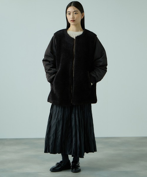 VICKY（ビッキー）の「ボア切替ノーカラーミドルコート（ノーカラーコート・レディース・ブラック/カーキ・M）」の11枚目の写真