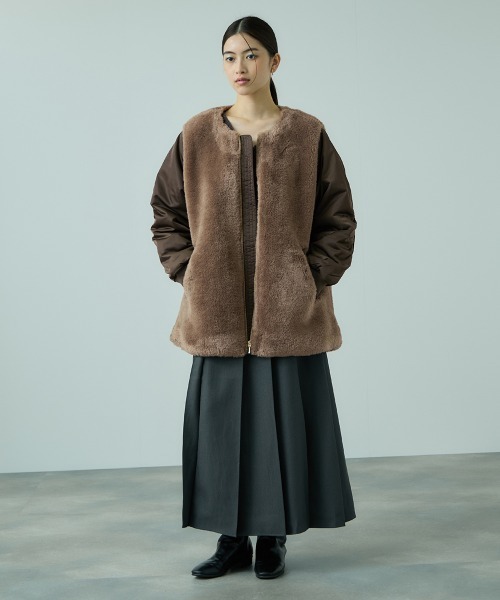 VICKY（ビッキー）の「ボア切替ノーカラーミドルコート（ノーカラーコート・レディース・ブラック/カーキ・M）」の18枚目の写真