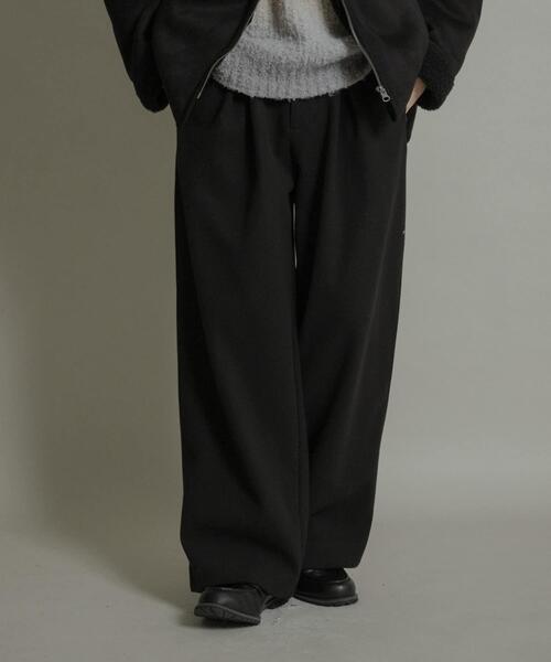 SENSE OF PLACE by URBAN RESEARCH（センスオブプレイスバイアーバンリサーチ）の「ジャージメルトンタックワイドパンツ（その他パンツ・メンズ・ブラック/チャコールグレー/ライトグレー・LARGE/MEDIUM）」の5枚目の写真