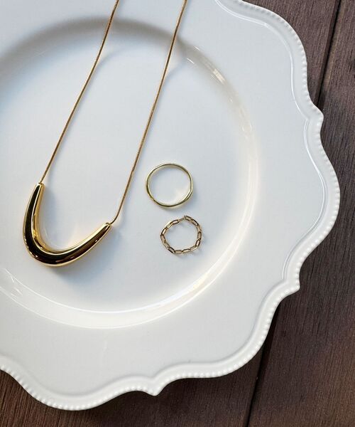 le.coeur blanc（ルクールブラン）の「O ステンレスモチーフネックレス（ネックレス・レディース・ゴールド・FREE）」の3枚目の写真