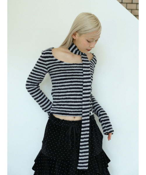 UGLY SHADOW(アグリーシャドウ)の「Scarf Round T-shirt (Striped Navy)(Tシャツ/カットソー・レディース・その他・FREE)」の1枚目の写真