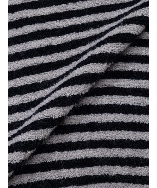 UGLY SHADOW(アグリーシャドウ)の「Scarf Round T-shirt (Striped Navy)(Tシャツ/カットソー・レディース・その他・FREE)」の7枚目の写真