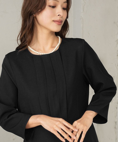 Flolia(フロリア)の「【喪服・礼服】フォーマルワンピース 長袖 Aライン ロング丈 セレモニー 卒業式 卒園式 入学式 入園式 ブラックフォーマル オケージョン 七五三 ママ 母親 マタニティ 妊婦【洗える】(ワンピース・レディース・ネイビー/ブラック・L/2L/S/M)」の17枚目の写真