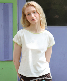 Contrast Boat-neck T-shirt -Cream