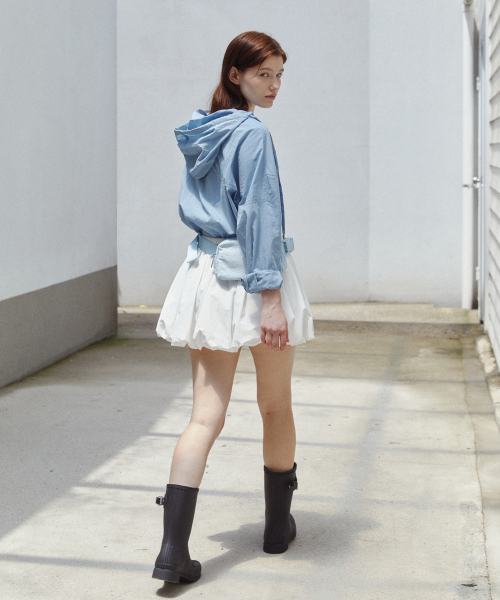 ILOIL(イロイル)の「UTILITY ANORACK_LIGHT BLUE(ナイロンジャケット・レディース・その他・FREE)」の1枚目の写真