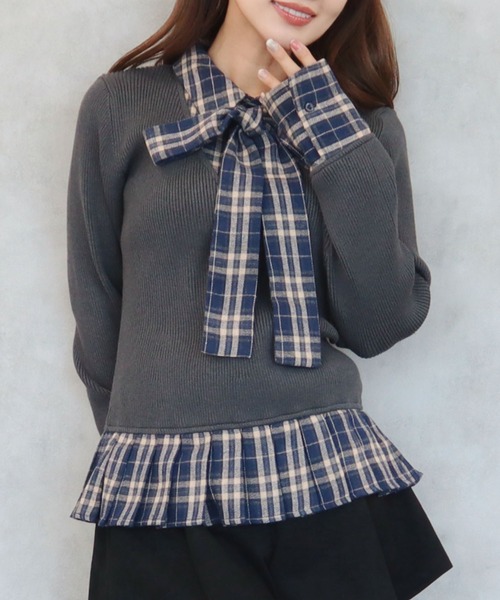 CECIL McBEE（セシルマクビー）の「ニットｘチェックプリーツ棒タイ付きチュニック（ニット/セーター・レディース・ベージュ/グレー/アイボリー/ブラック・MEDIUM）」の3枚目の写真