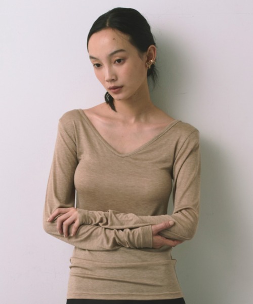kiehtova（キエトヴァ）の「【kiehtova】BACK OPEN TOPS/バックオープントップス（Tシャツ/カットソー・レディース・ベージュ/ブラック・FREE）」の18枚目の写真