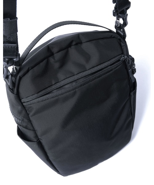 F.C.Real Bristol(エフシーレアルブリストル)の「TOUR MINI SHOULDER BAG(ショルダーバッグ・メンズ・ブラック・FREE)」の5枚目の写真