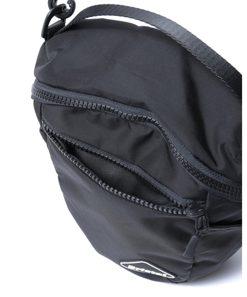 F.C.Real Bristol(エフシーレアルブリストル)の「TOUR MINI SHOULDER BAG(ショルダーバッグ・メンズ・ブラック・FREE)」の6枚目の写真