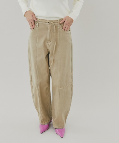 FUULLY STUDIO（フーリィーステューディオ）の「切り替えバレルデニムパンツ（デニムパンツ・レディース・ベージュ/ネイビー/ライトブルー・FREE）」の4枚目の写真