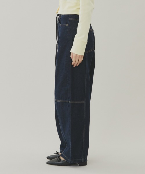 FUULLY STUDIO（フーリィーステューディオ）の「切り替えバレルデニムパンツ（デニムパンツ・レディース・ベージュ/ネイビー/ライトブルー・FREE）」の19枚目の写真