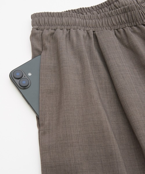 improves(インプローブス)の「【Unisex】リラックス イージーパンツ(スラックス・メンズ・ブラック/チャコール/ベージュ/ブラウン・MEDIUM/LARGE)」の9枚目の写真