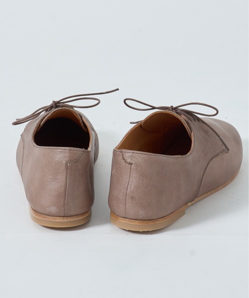 ARCOLLETTA PADRONE(アルコレッタ パドローネ)の「【ARCOLLETTA PADRONE】別注ヌバックダービーダンスシューズ 革靴 AZ8185-2007-13B(ドレスシューズ・メンズ・キャメル/ネイビー/ブラック/グレイッシュベージュ・40/41/42)」の11枚目の写真