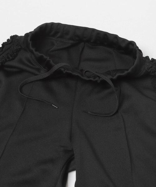crinkle crinkle crinkle（クリンクルクリンクルクリンクル）の「『別注』crinkle crinkle crinkle×URBAN RESEARCH　FRILL TRACK PANTS（その他パンツ・レディース・ブラック・FREE）」の10枚目の写真