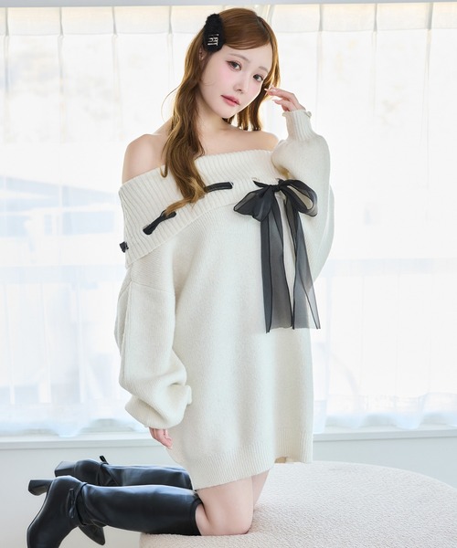 one after another NICE CLAUP(ワンアフターアナザーナイスクラップ)の「【Latini】ファーパッチンピン(バレッタ/ヘアクリップ・レディース・ホワイト/ピンク/ブラック/サックスブルー・FREE)」の13枚目の写真