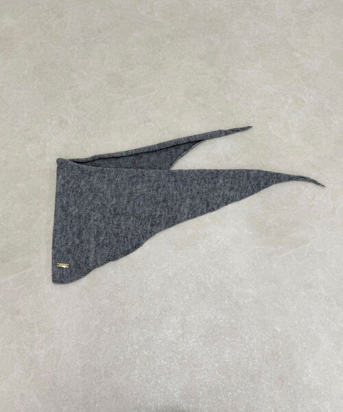 fredy emue（フレディエミュ）の「ニットバブーシュカ（バンダナ/スカーフ・レディース・キナリ/ピンク/グレー・FREE）」の14枚目の写真