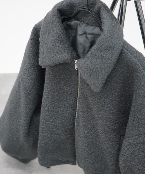 abahouse mavie(アバハウスマヴィ)の「シープボアショートブルゾン(ブルゾン・レディース・ブラウン/アイボリー/グレー/ブラック・フリー)」の15枚目の写真