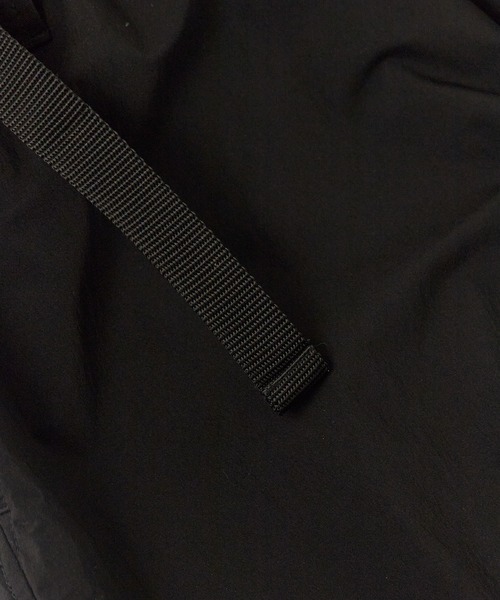WHITE MOUNTAINEERING(ホワイトマウンテニアリング)の「White Mountaineering/ホワイトマウンテニアリング × Dickies/ディッキーズWM×Dickies TAPERED PANTS ガゼットクロッチ コラボレーションテーパードパンツ 2026年 夏 夏服(チノパンツ・メンズ・ブラウン/ブラック・1/3/2)」の14枚目の写真