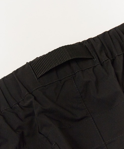 WHITE MOUNTAINEERING(ホワイトマウンテニアリング)の「White Mountaineering/ホワイトマウンテニアリング × Dickies/ディッキーズWM×Dickies TAPERED PANTS ガゼットクロッチ コラボレーションテーパードパンツ 2026年 夏 夏服(チノパンツ・メンズ・ブラウン/ブラック・1/3/2)」の6枚目の写真