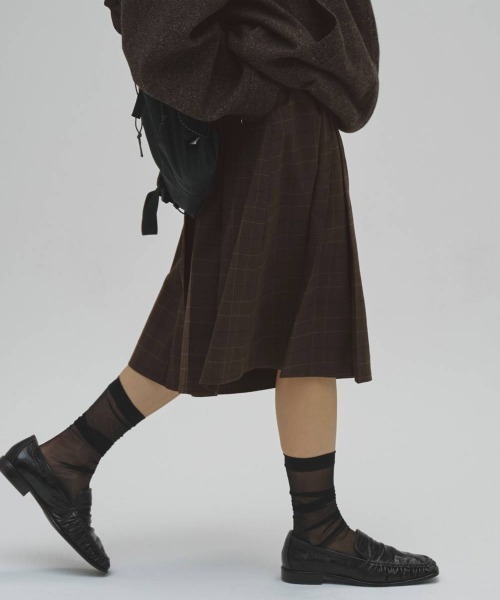 TODAYFUL(トゥデイフル)の「【TODAYFUL/トゥデイフル】Pleats Bermuda Pants/プリーツ バミューダパンツ(その他パンツ・レディース・マルチ/ブラック・36/38)」の9枚目の写真