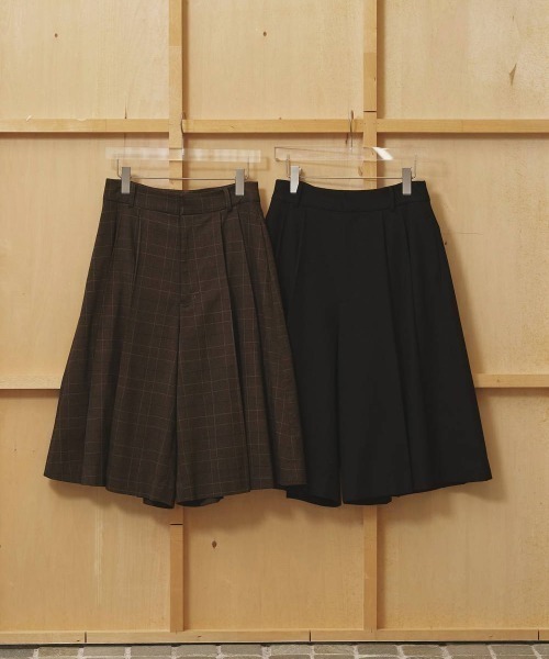 TODAYFUL(トゥデイフル)の「【TODAYFUL/トゥデイフル】Pleats Bermuda Pants/プリーツ バミューダパンツ(その他パンツ・レディース・マルチ/ブラック・36/38)」の14枚目の写真