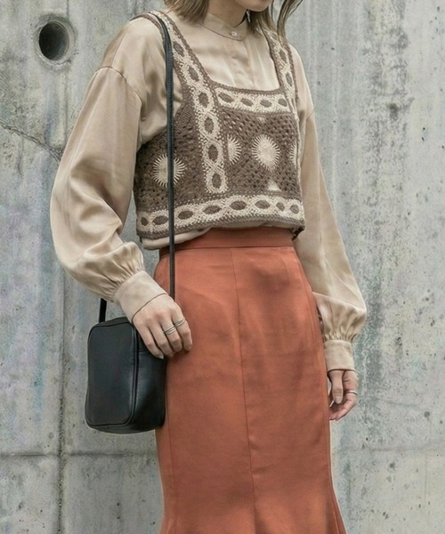 Belle Cie(ベルシー)の「ハンドメイド風クロシェ編みナチュラルビスチェ(その他トップス・レディース・ピンク/ブラウン・FREE)」の6枚目の写真