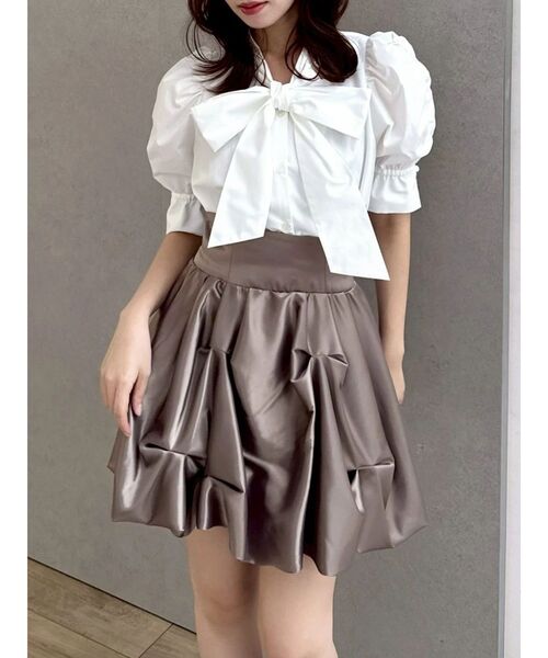 dazzlin(ダズリン)の「バルーンミニスカート(スカート・レディース・アイボリー/オフホワイト/ブラウン・MEDIUM/SMALL)」の4枚目の写真