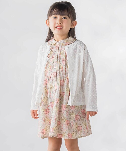 BeBe Petits Pois Vert(ベベプチポワヴェール)の「ポツポツ編み長袖チュールフリルカーディガン(カーディガン/ボレロ・キッズ・ブラック系その他/ホワイト・150cm/120cm/140cm/130cm)」の7枚目の写真