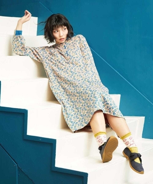 Jocomomola(ホコモモラ)の「Los molinos de vient フラワープリントワンピース(ワンピース・レディース・ライラック/オレンジ・40)」の21枚目の写真