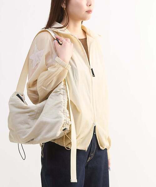 CONVERSE TOKYO(コンバーストウキョウ)の「STAR★ PATCH SHEER BLOUSON(ブルゾン・レディース・サックスブルー/ピンク/ベージュ・FREE)」の1枚目の写真