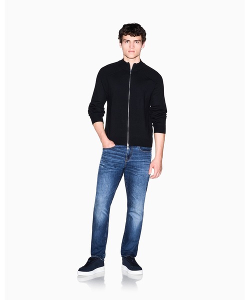 ARMANI EXCHANGE(アルマーニエクスチェンジ)の「【A|X アルマーニ エクスチェンジ】ダークブルーウォッシュ スリムフィット デニムパンツ_J14 SLIM(デニムパンツ・メンズ・ダークブルー・34inch/30inch/29inch/28inch/33inch/32inch/31inch)」の4枚目の写真
