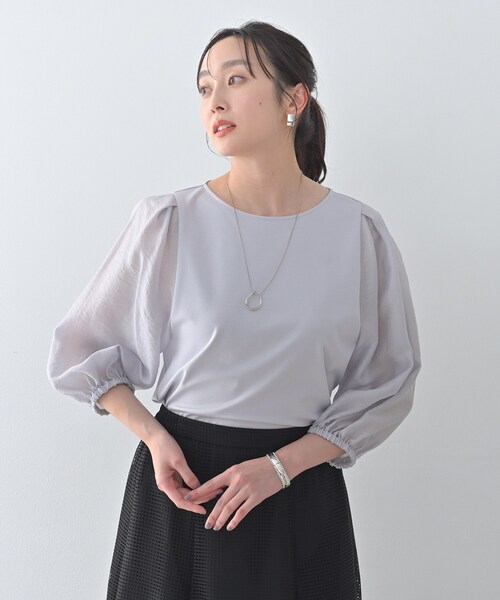 UNTITLED(アンタイトル)の「【洗える/袖シアー】ポンチ袖ボリュームトップス(Tシャツ/カットソー・レディース・ブラック/グレー/オフホワイト・50/48/44/04/02/00)」の7枚目の写真