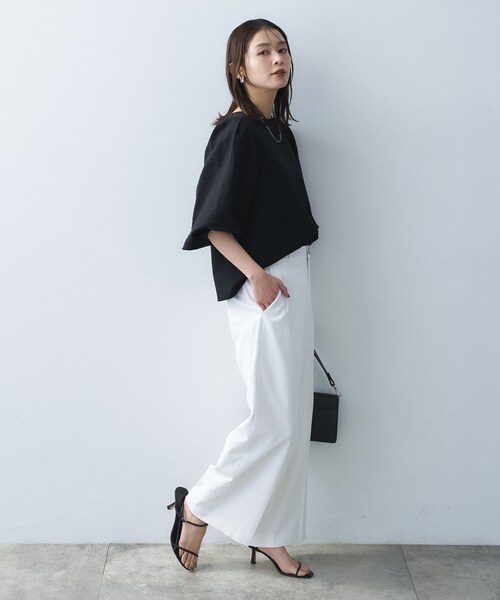 UNTITLED(アンタイトル)の「【洗える/袖シアー】ポンチ袖ボリュームトップス(Tシャツ/カットソー・レディース・ブラック/グレー/オフホワイト・50/48/44/04/02/00)」の15枚目の写真