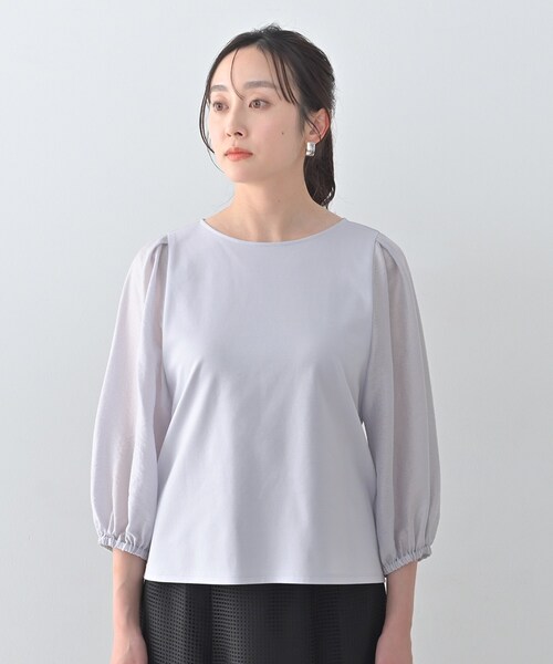 UNTITLED(アンタイトル)の「【洗える/袖シアー】ポンチ袖ボリュームトップス(Tシャツ/カットソー・レディース・ブラック/グレー/オフホワイト・50/48/44/04/02/00)」の17枚目の写真