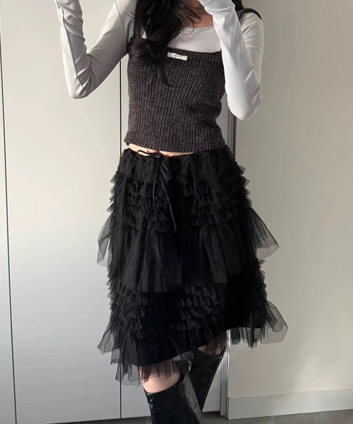 LYEON(リヨン)の「チュールティアードミディスカート(スカート・レディース・オフホワイト/ブラック/カーキ・FREE)」の11枚目の写真