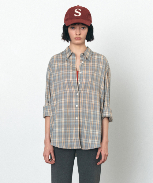 SIYAZU（シヤジュ）の「SITP5246 ソフトマルチチェックシャツ_ブルーグレー（シャツ/ブラウス・レディース・ライトグレー・ONE）」の2枚目の写真