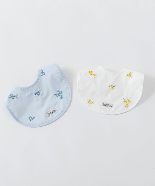 BRANSHES（ブランシェス）の「【おそろい】花刺しゅうスタイ（スタイ/よだれかけ・キッズ・ブルー/オフホワイト・FREE）」の8枚目の写真